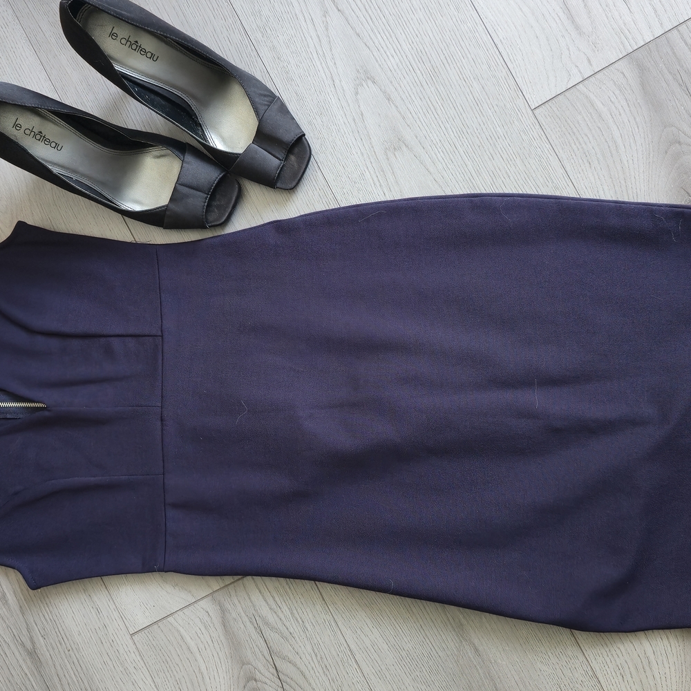 Le Chateau Elegant Dark Purple Midi Dress